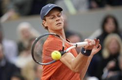 开云下载-法网绝杀年终总决赛，辛纳刷新纪录的简单介绍