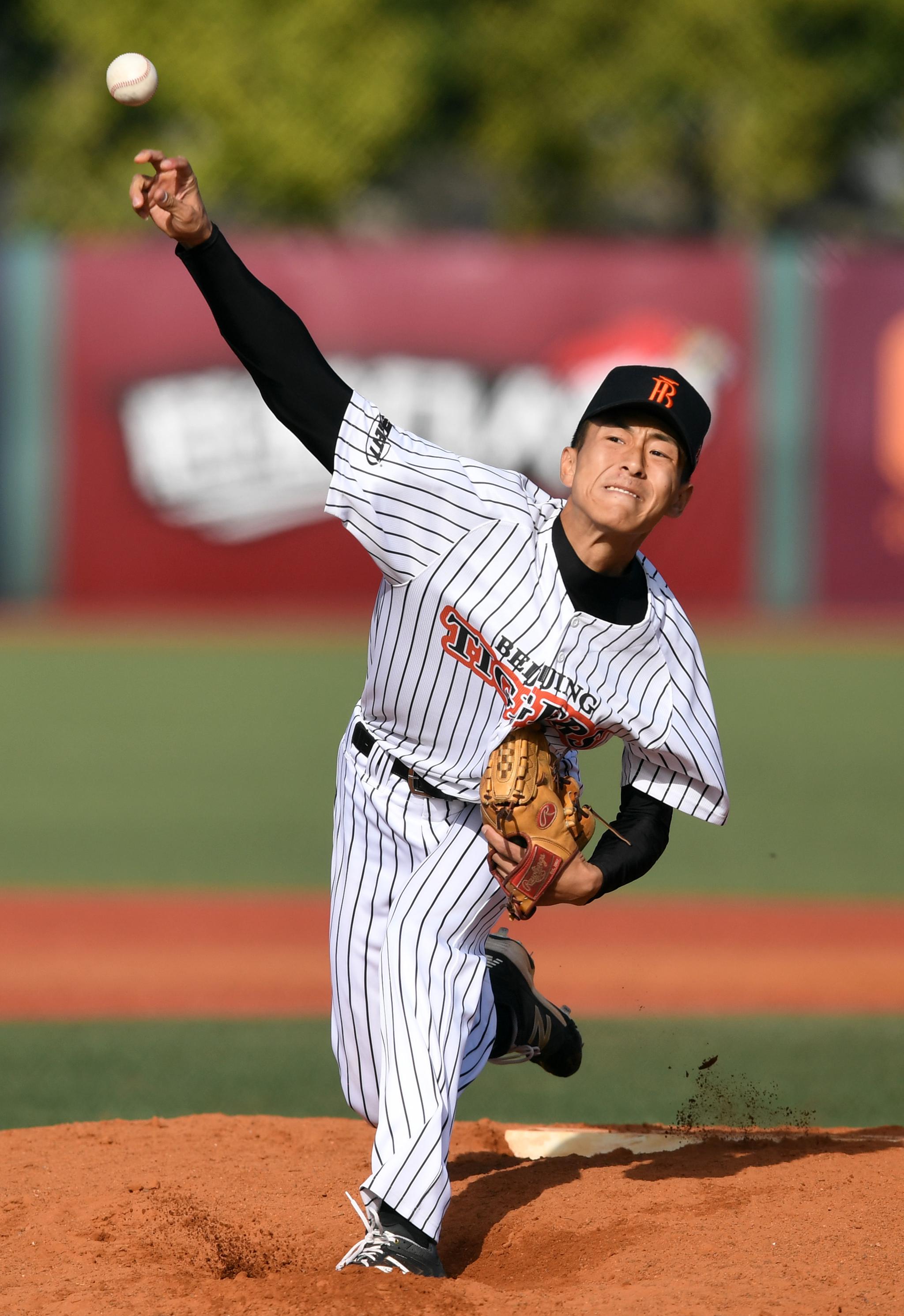 棒球球员突破自我，表现堪称完美的简单介绍