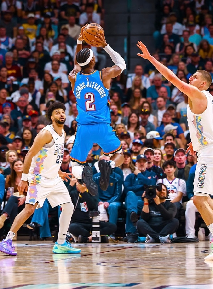 火箭鏖战掘金,麦科勒姆统治全场的简单介绍 火箭鏖战掘金,麦科勒姆统治全场的简单介绍