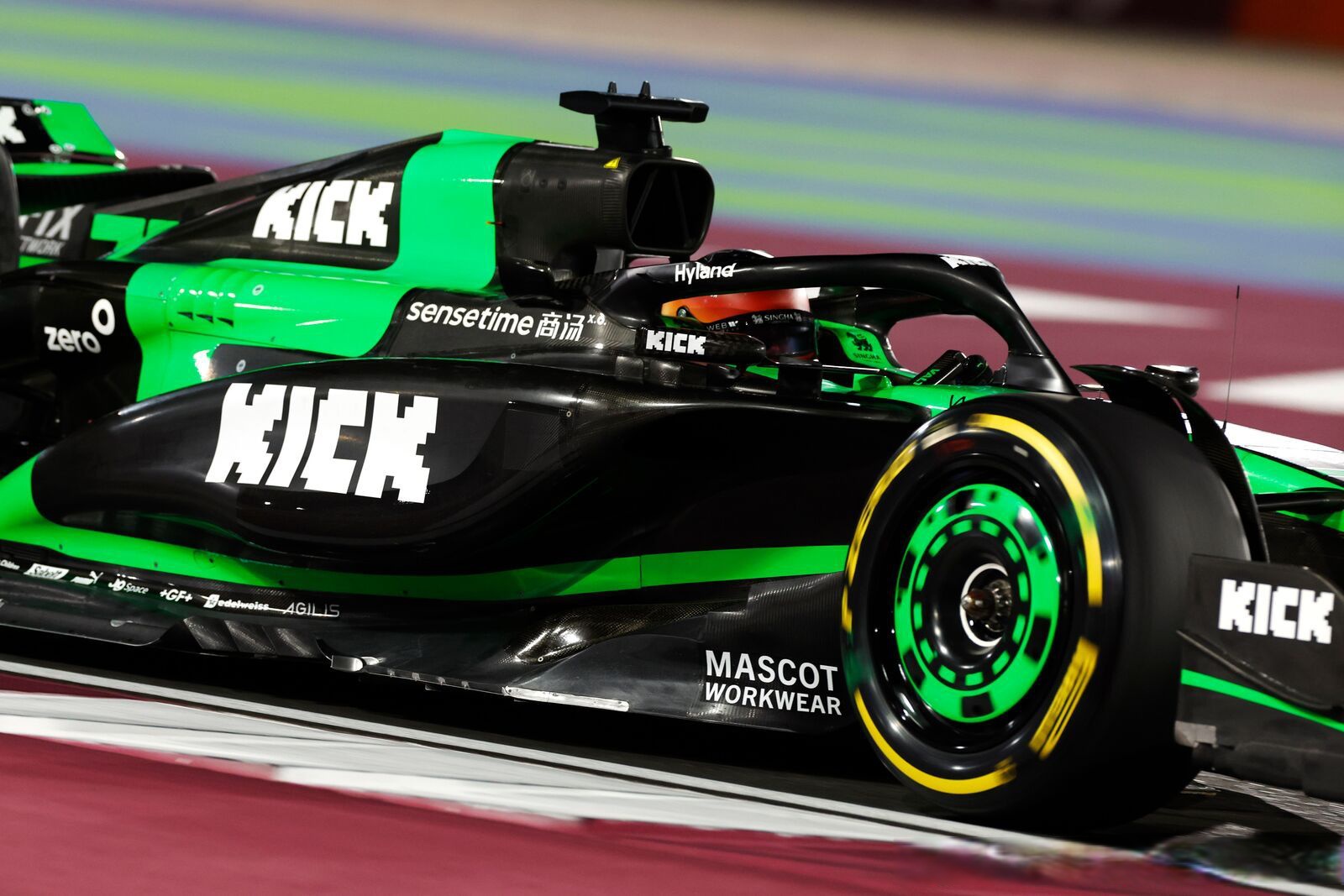 索伯车队完胜哈斯车队,阿隆索惊艳四座的简单介绍 索伯车队完胜哈斯车队,阿隆索惊艳四座的简单介绍